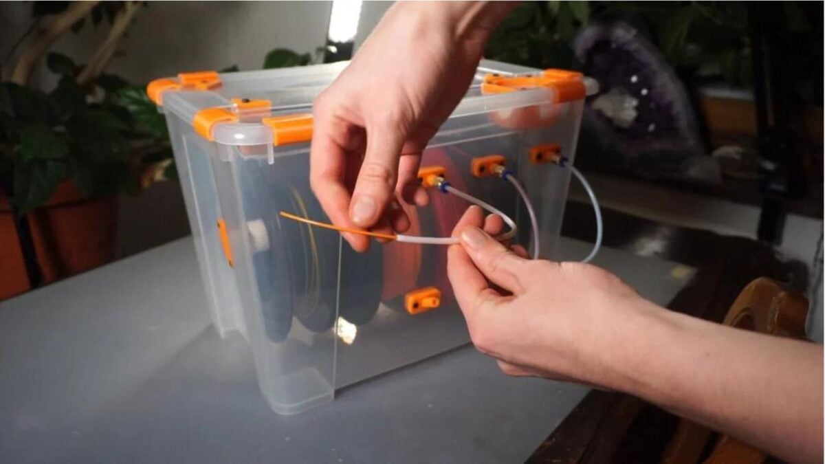 DIY 3D filament dry box with IKEA SAMLA box